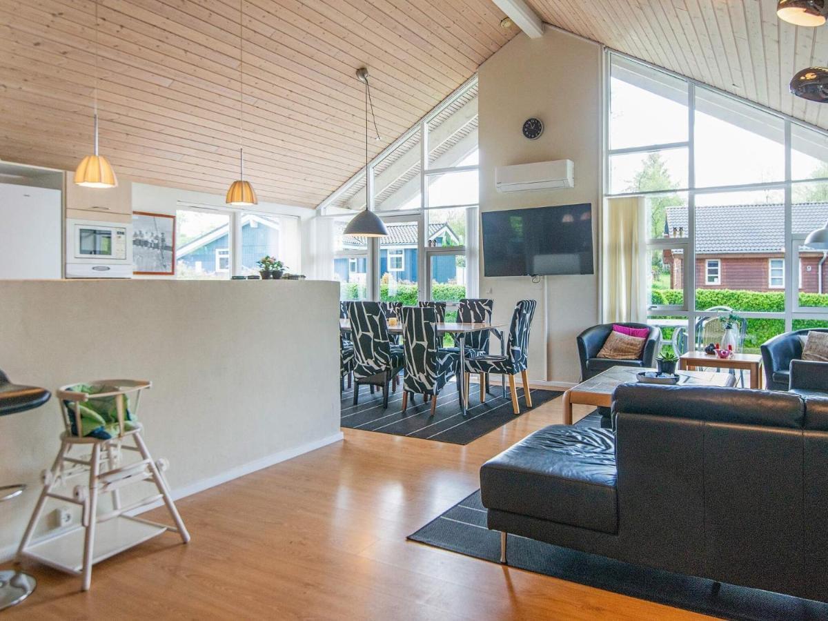12 Person Holiday Home In Aabenraa Loddenhøj 외부 사진